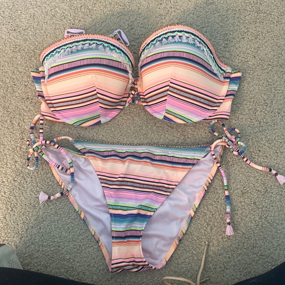 VS Bikini